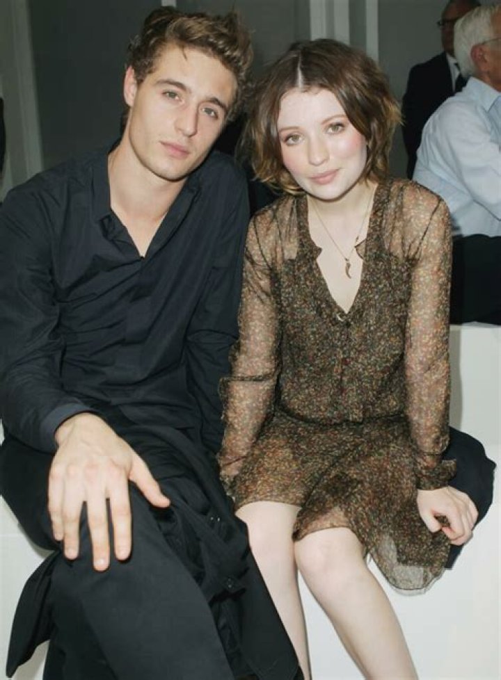 Emily Browning's Love Life: Exploring Her Romantic Relationships