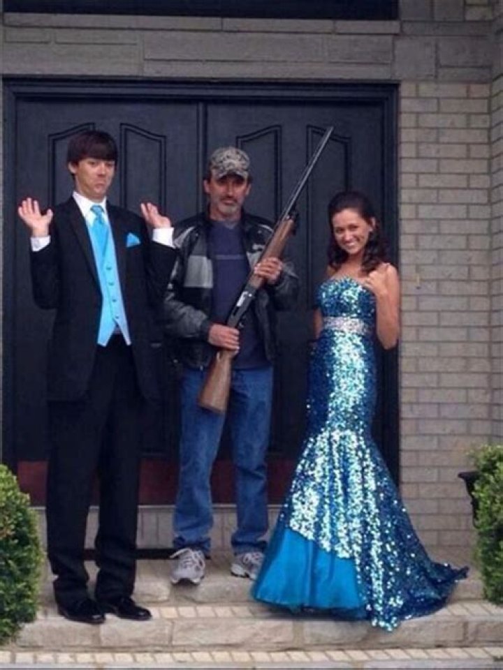 The Ultimate Guide To Hilarious Prom Photo Shenanigans