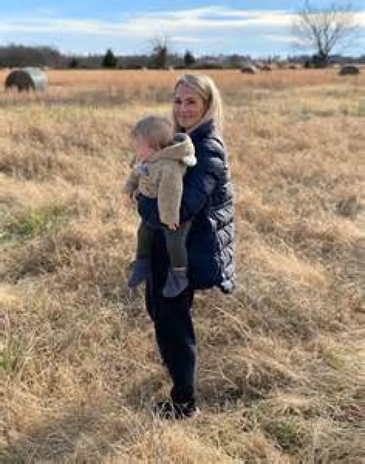 Unveiling The Familial Ties: Exploring Carrie Preston's Children