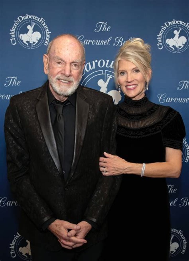 Here's The Scoop: Neil Young's Marital History Revealed